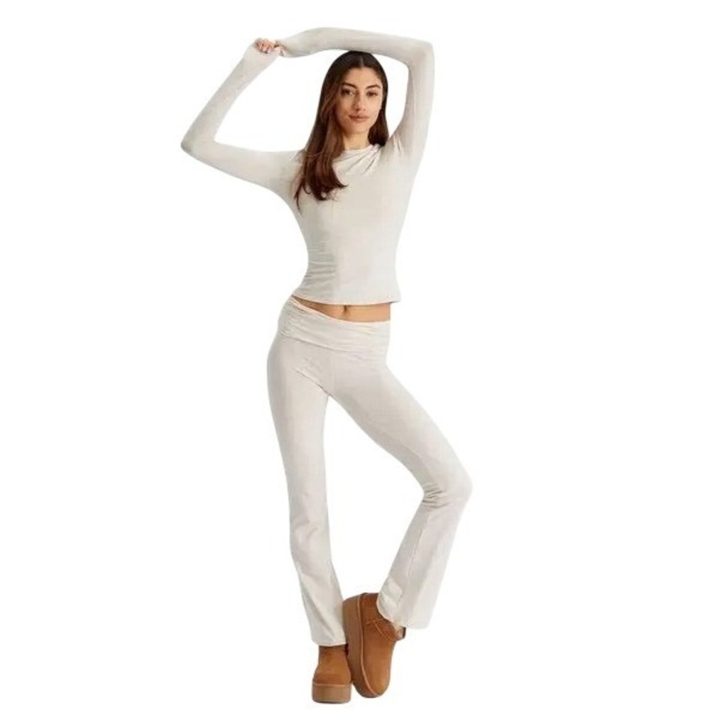 Skims Cotton Jersey Long Sleeve T-Shirt Oatmeal Heather XS AP-TSH-0647 - Picture 4 of 5